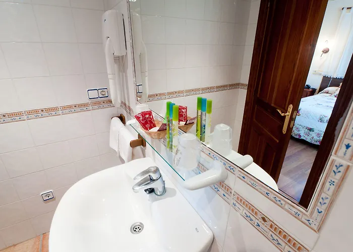 Hotel Costa De Rodiles 2*