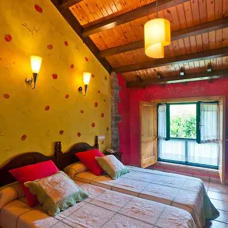 فندق Costa De Rodiles 2*